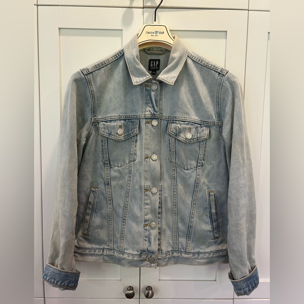 Spring Sale! GAP Light Wash Blue Denim Jacket
